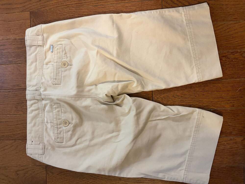 Y2K authentic 2000’s Abercrombie & Fitch Women's Twill Low Rise Bermuda Shorts - Picture 3 of 4